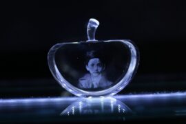 Apple Crystal - 8x5x3.6 3D